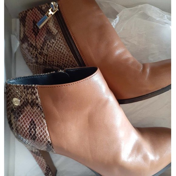 EUC Tommy Hilfiger Brown Leather - Snakeskin Heeled Bootie, 38 - Picture 4 of 7